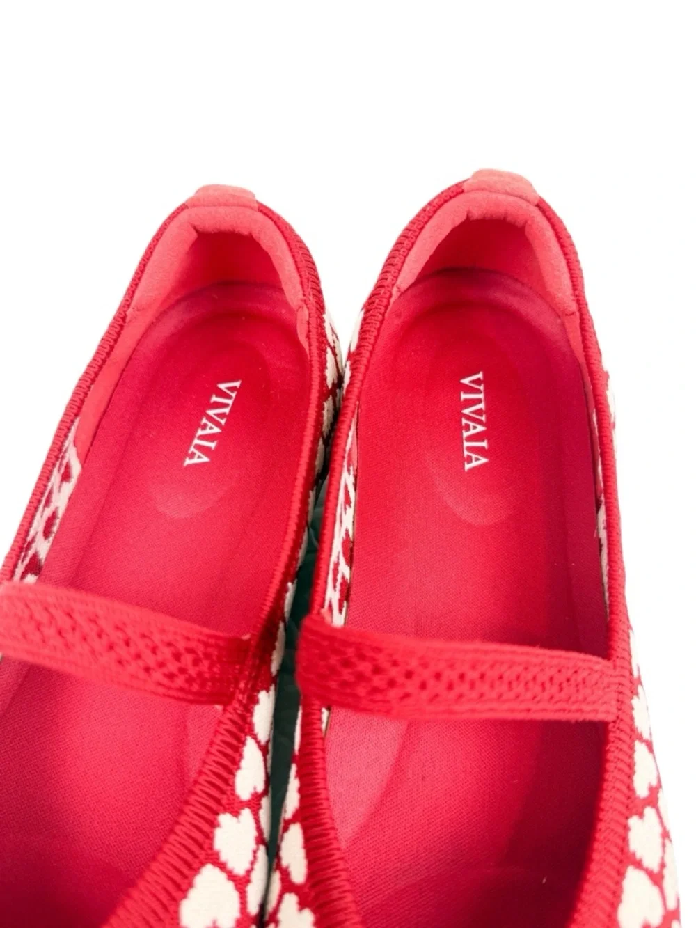 Vivaia Tamia Adaptall Almond Toe Mary Jane Flats Romantic Red Hearts Size 40/ 9